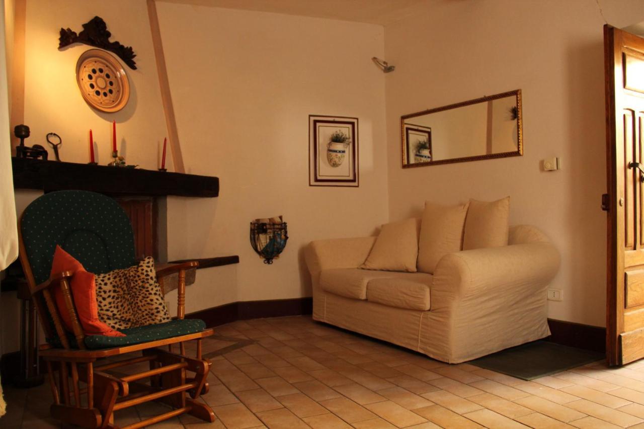 Trilocale Nel Centro Storico Appartement Montemerano Buitenkant foto