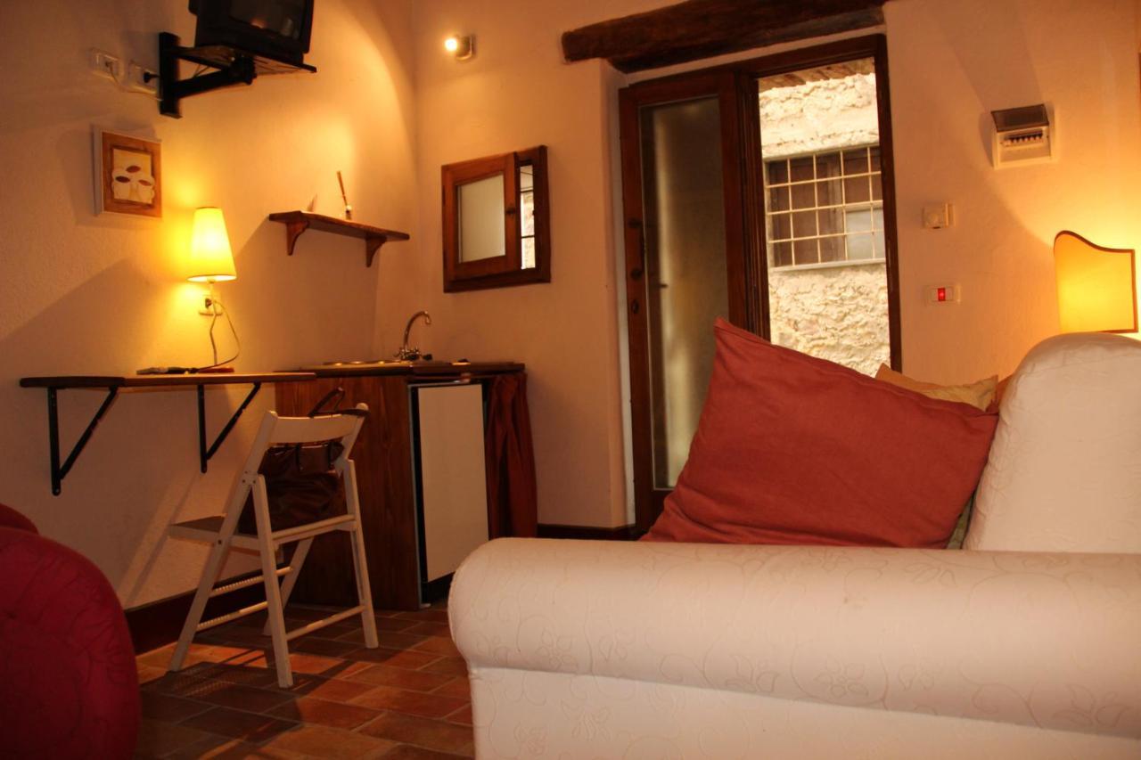 Trilocale Nel Centro Storico Appartement Montemerano Buitenkant foto